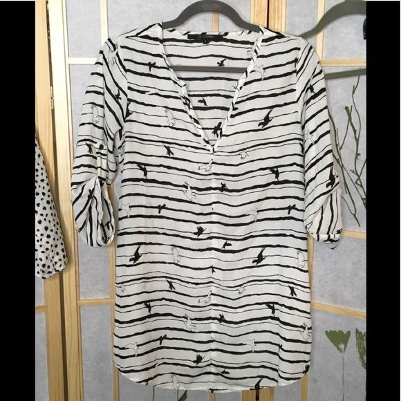 Bird top  - Picture 1 of 1